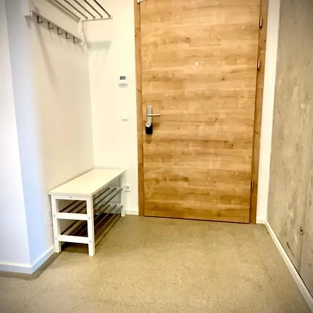 Ferienwohnung Waterfront - Urbane Eleganz Am Bachufer Villach Zimmer foto