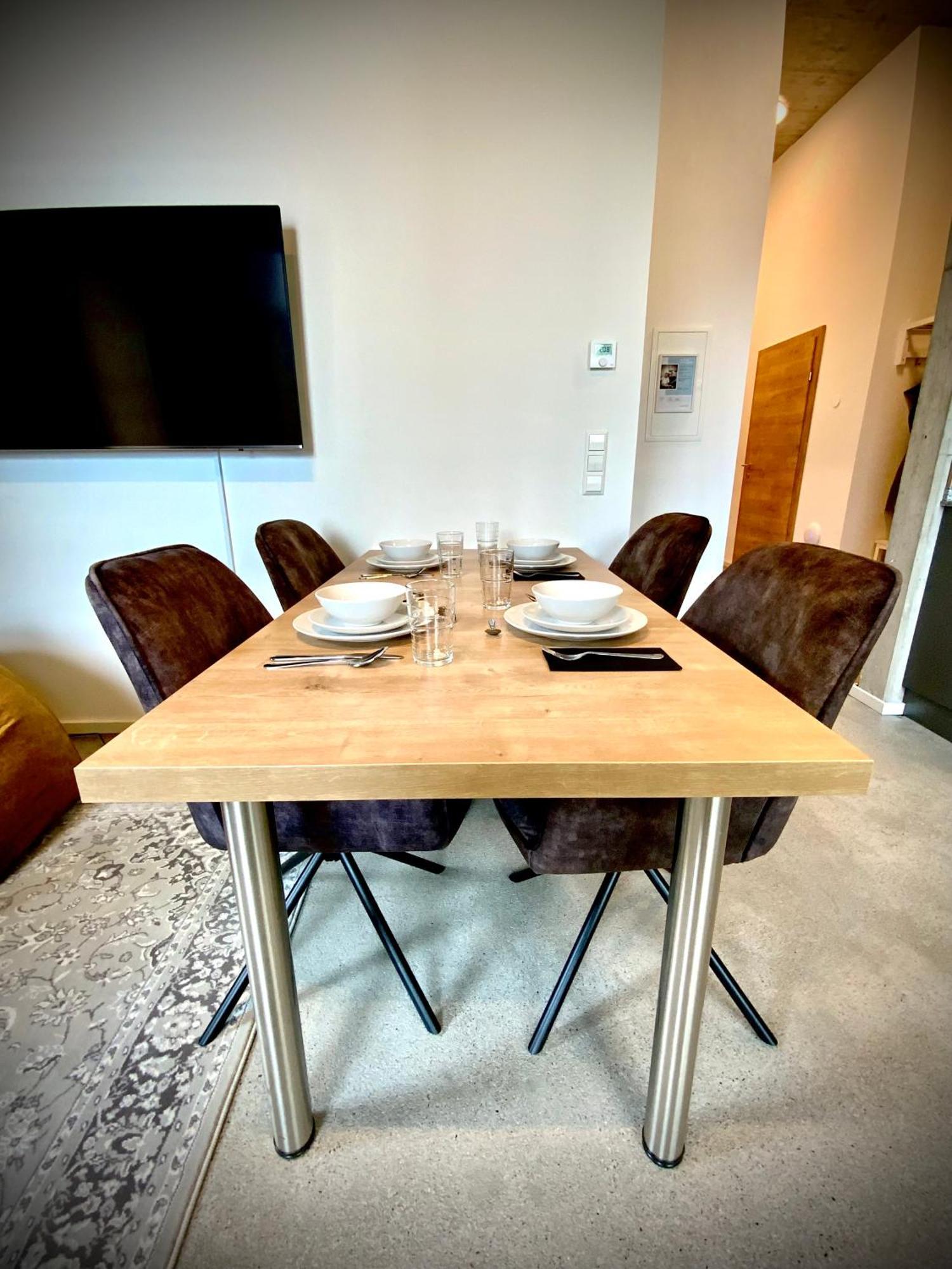 Apartment Waterfront - Urbane Eleganz Am Bachufer *