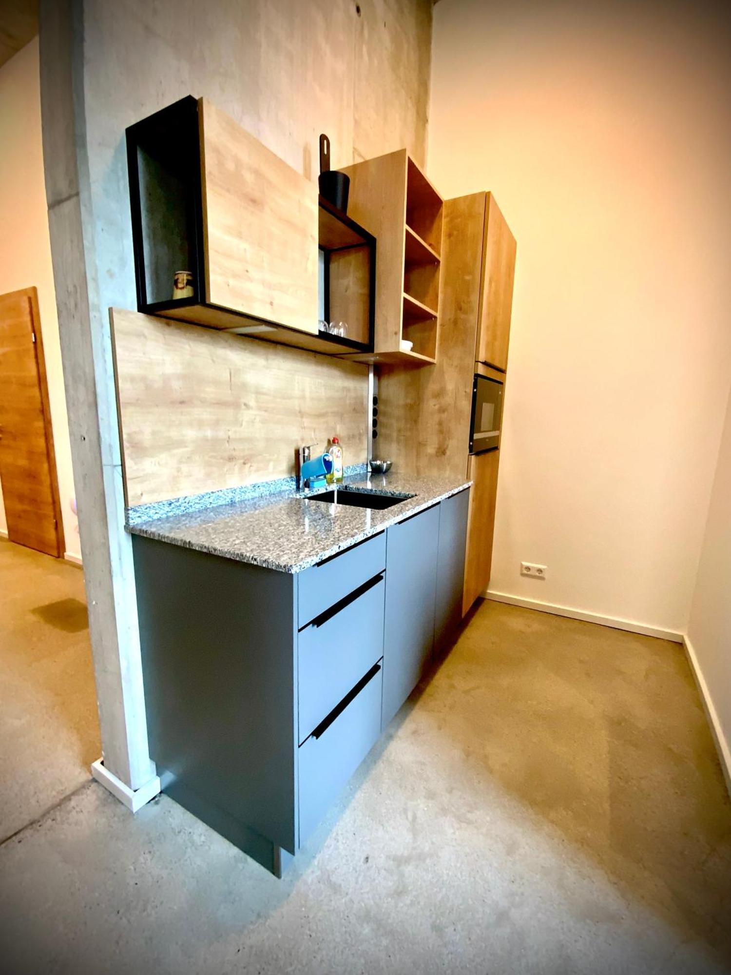 Apartment Waterfront - Urbane Eleganz Am Bachufer