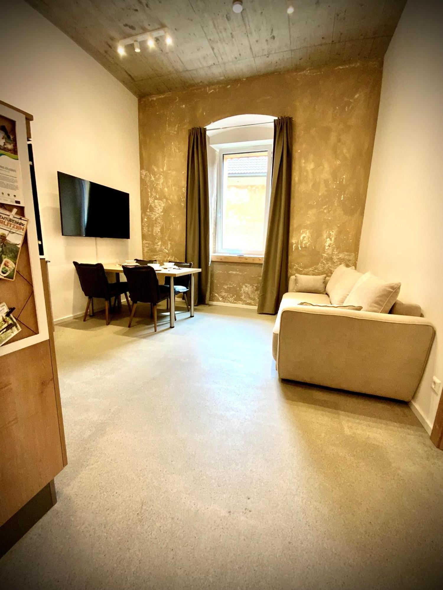 Apartment Waterfront - Urbane Eleganz Am Bachufer Villach